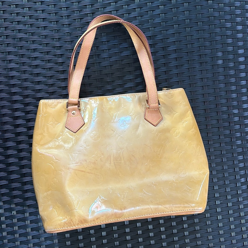 Louis Vuitton shoulder bag